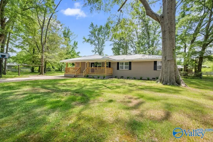 412 Paxton Avenue, Glencoe, AL 35905 - #3