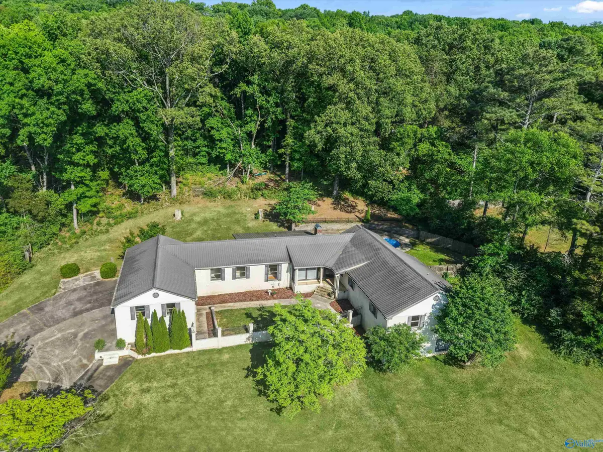 6309 Whitesburg Drive Se, Huntsville, AL 35802 - #1