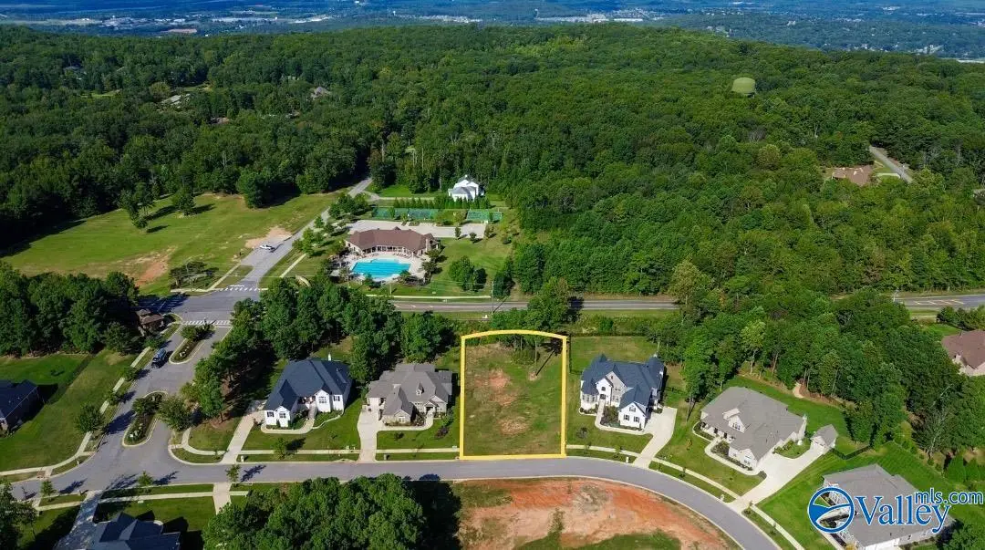 10 Scenic Loop Road Se, Huntsville, AL 35803 - #1