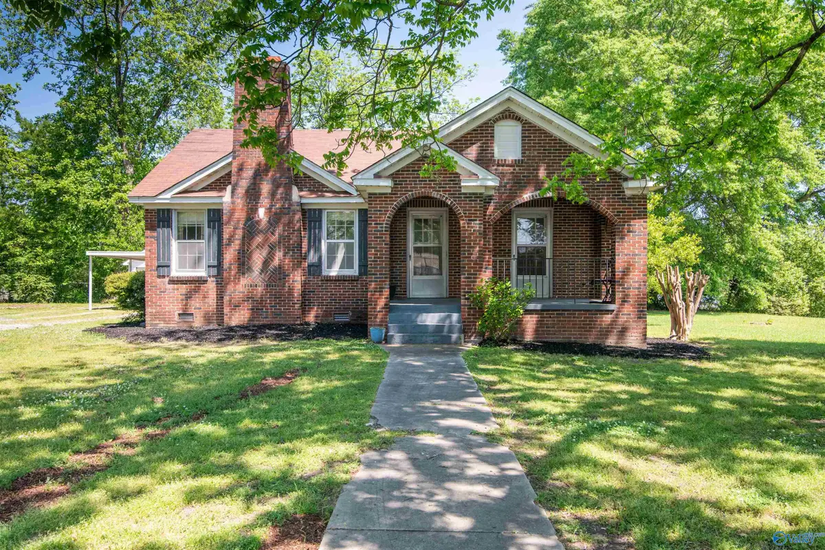 121 Sherrill Street Sw, Hartselle, AL 35640 - #1