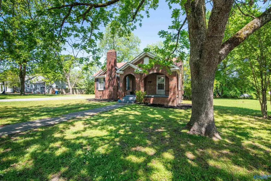 121 Sherrill Street Sw, Hartselle, AL 35640 - #3