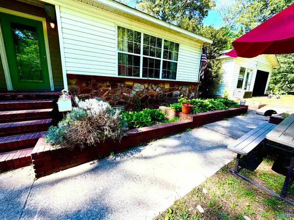 455 County Road 1857, Arab, AL 35016