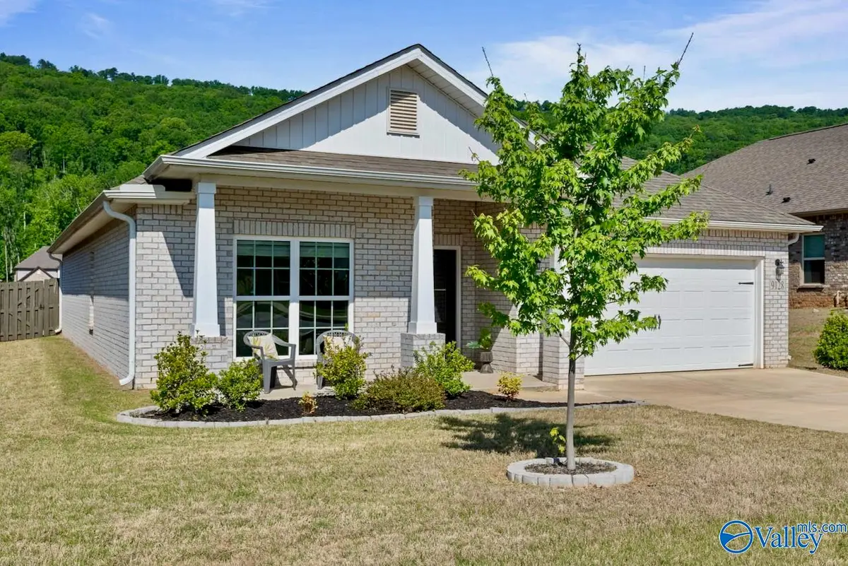 9128 Monteagle Boulevard, Owens Cross Roads, AL 35763 - #1