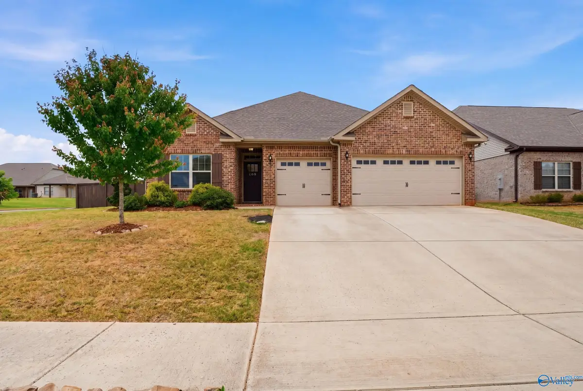 100 Vedra Circle, Meridianville, AL 35759 - #1