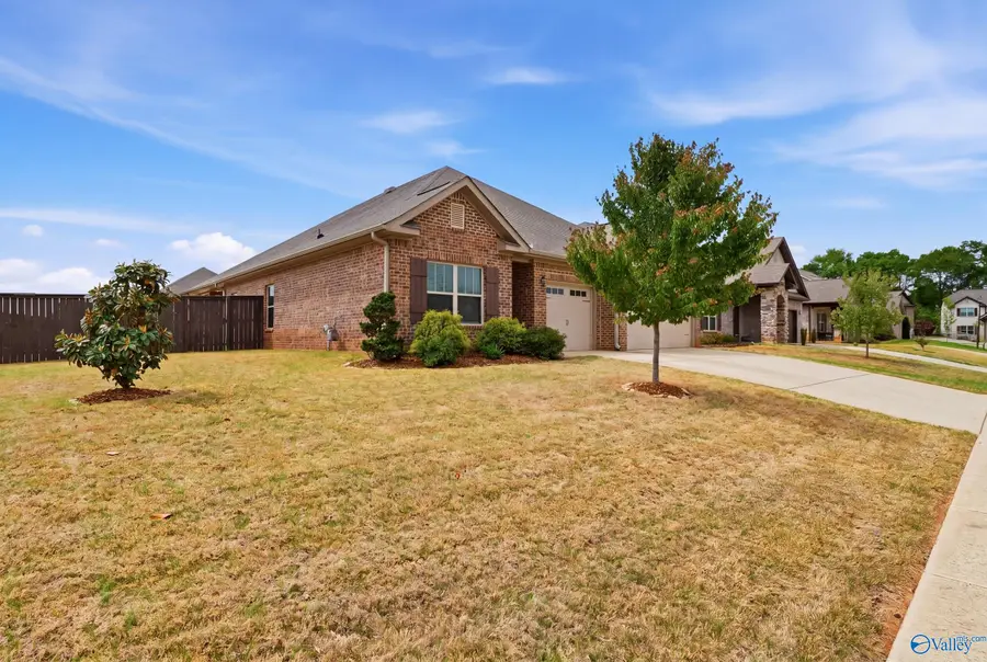 100 Vedra Circle, Meridianville, AL 35759 - #2