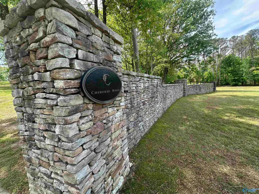26 Ridgewood Circle, Cherokee Ridge, AL 35175 - #2