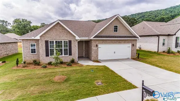 3029 Crystal Creek Drive, Brownsboro, AL 35741