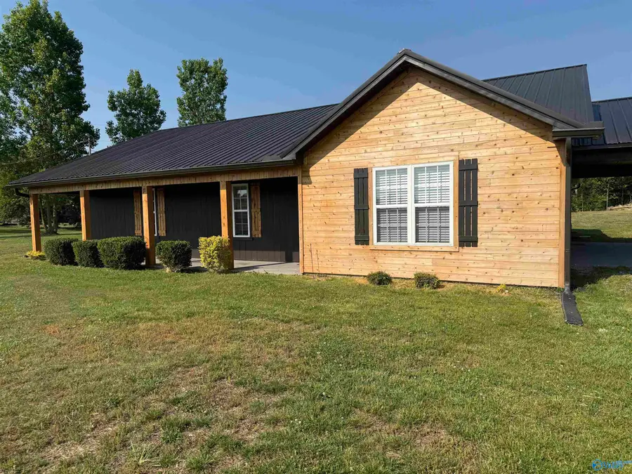 2540 Oak Grove Road, Crossville, AL 35962 - #2