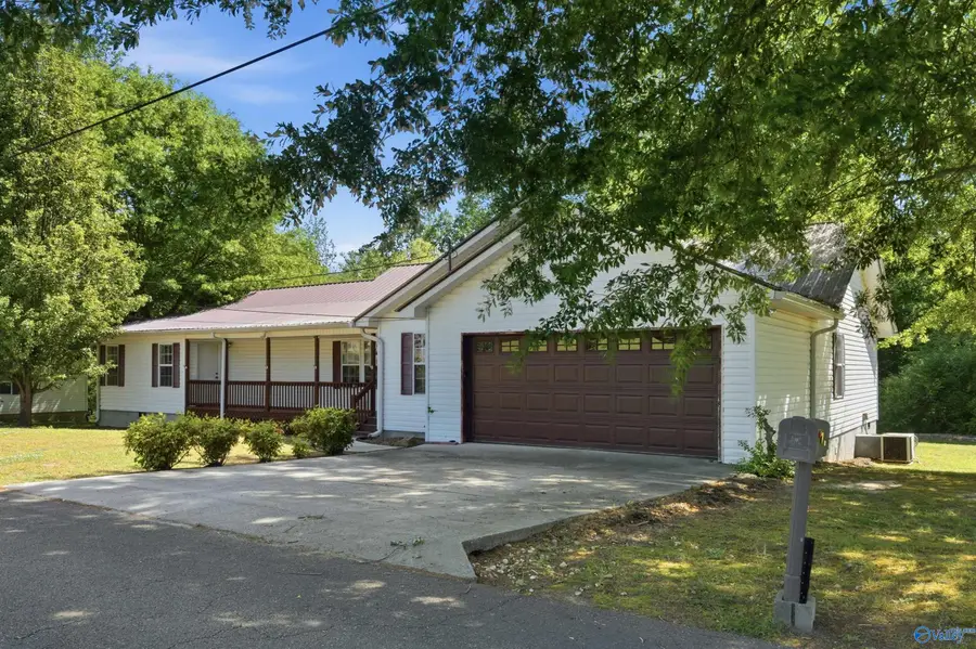 197 Holcomb Road, Guntersville, AL 35976 - #2