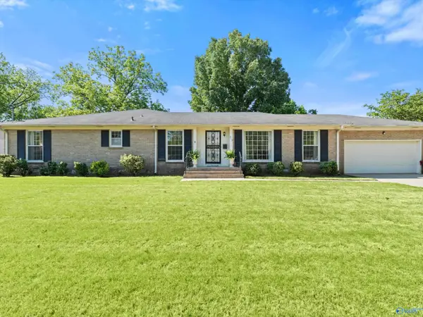 319 Westchester Avenue Sw, Huntsville, AL 35801