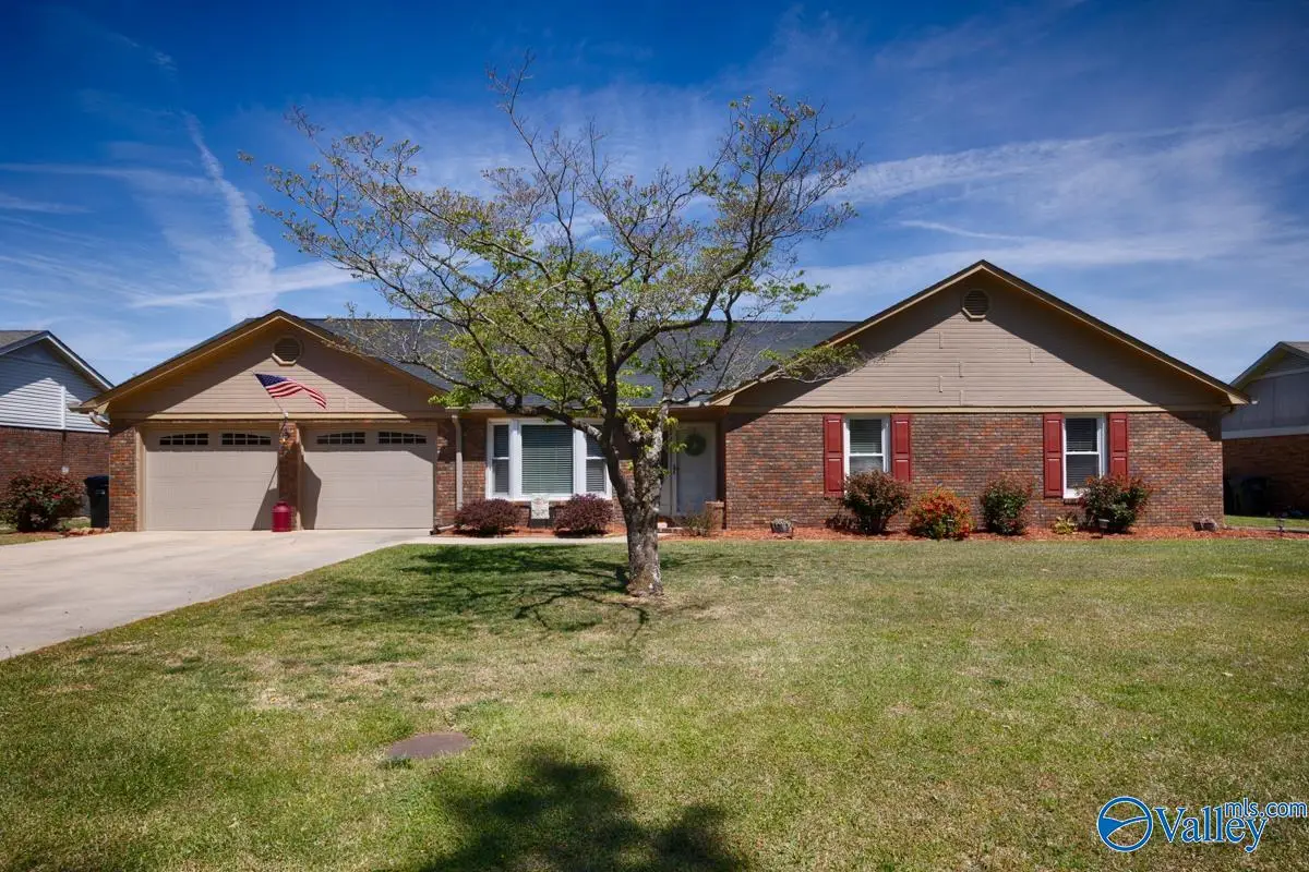 2216 Lancelot Drive Sw, Decatur, AL 35603 - #1