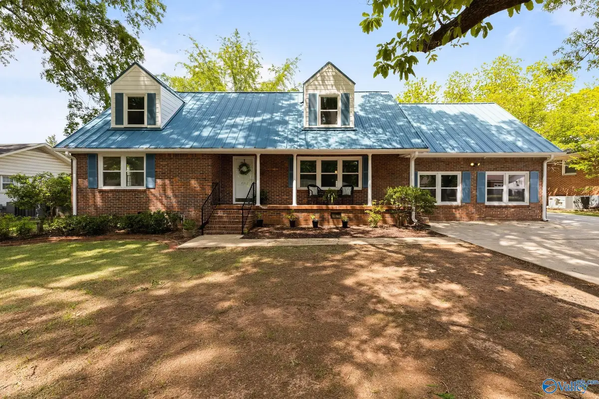 4312 Hunt Drive Nw, Huntsville, AL 35816 - #1