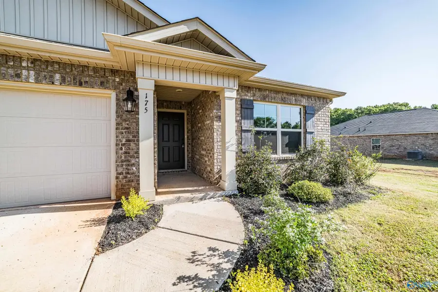 175 Meadowridge Drive, Hazel Green, AL 35750 - #2