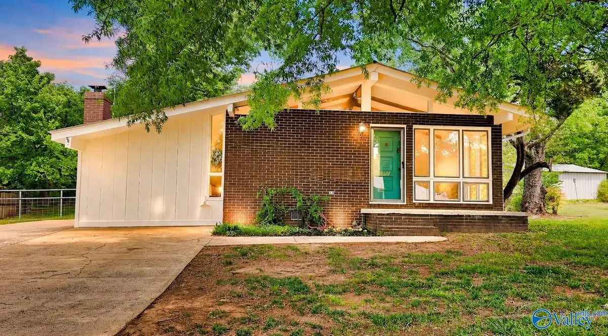 227 Hillsdale Drive, Scottsboro, AL 35769 - #1