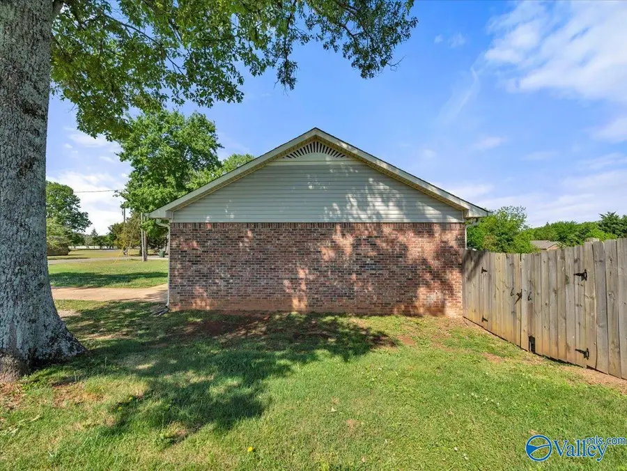 135 Mitzi Drive, New Market, AL 35761 - #3