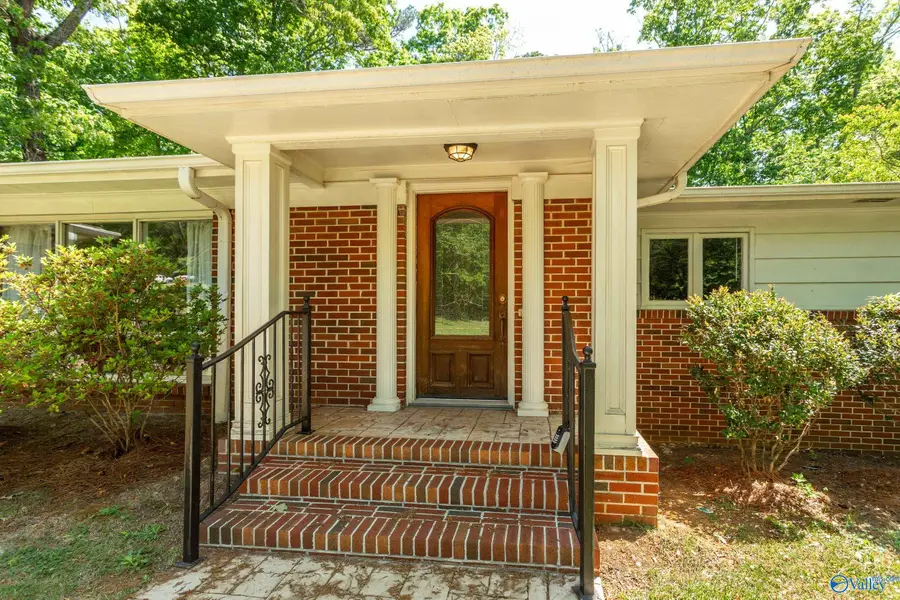 2514 Montezuma Drive, Gadsden, AL 35904 - #3