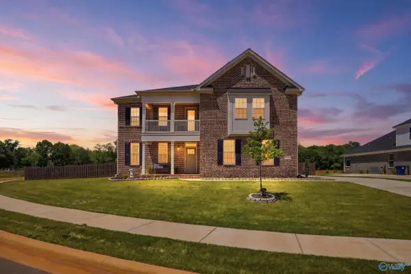 8129 SW Tupelo Gum Trace, Huntsville, AL 35802