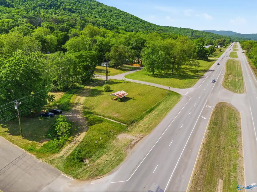 30 Knolton Street, Paint Rock, AL 35764 - #3