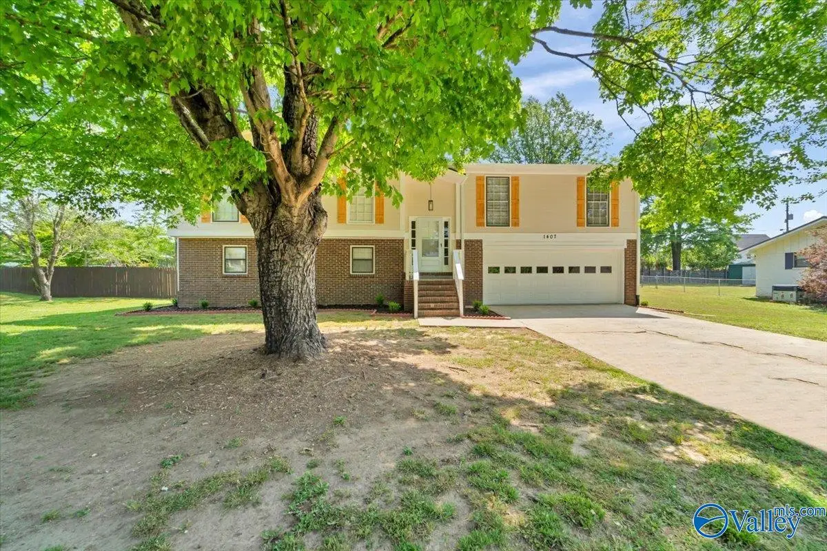 1407 Longbrook Drive Ne, Cullman, AL 35055 - #1