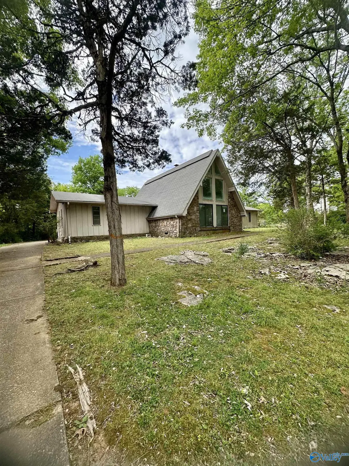 2209 Apache Road, Huntsville, AL 35810 - #1