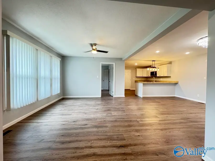 3111 Lewisburg Drive, Huntsville, AL 35810 - #3