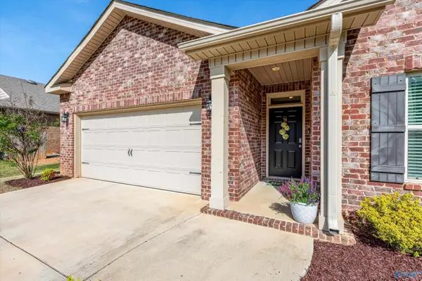 22556 Regent Drive, Athens, AL 35613