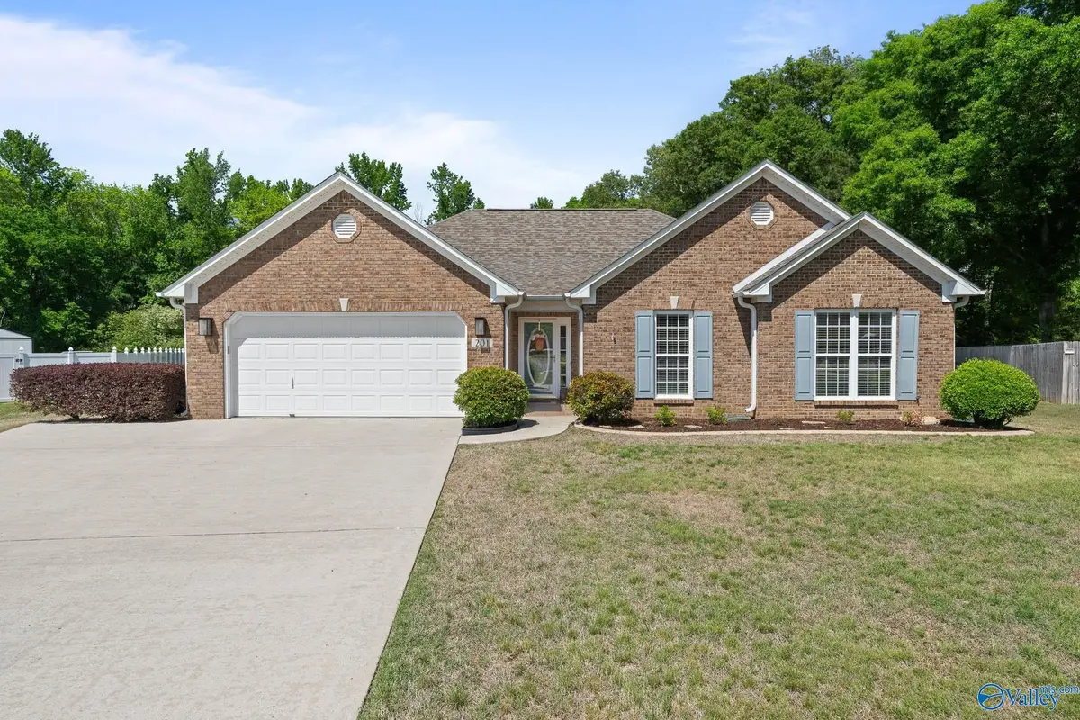 201 Deer Tracks Circle, Owens Cross Roads, AL 35763 - #1