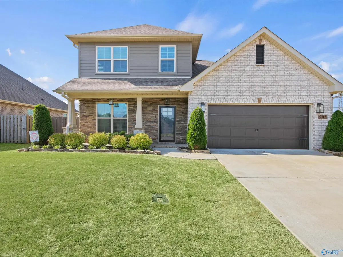 902 Park Place, Athens, AL 35611 - #1