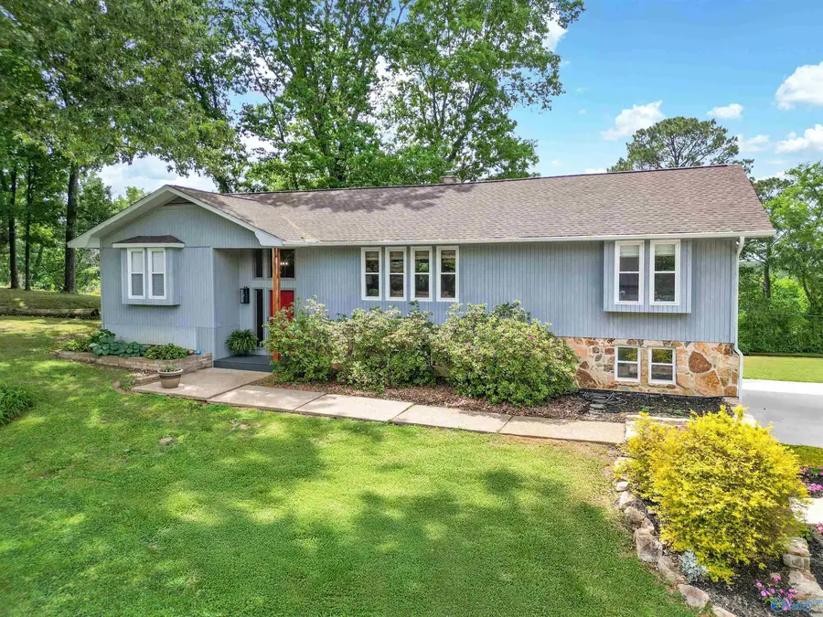 1308 Whispering Hills Circle, Hartselle, AL 35640 - #2