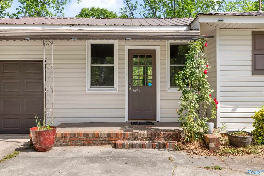 606 Martin Avenue, Boaz, AL 35957 - #3