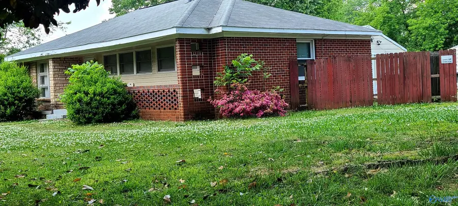 2100 Norris Road Nw, Huntsville, AL 35810 - #2