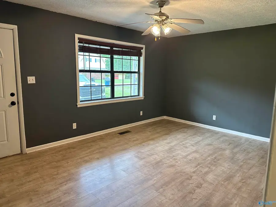 89 Pike Avenue, Boaz, AL 35957 - #2