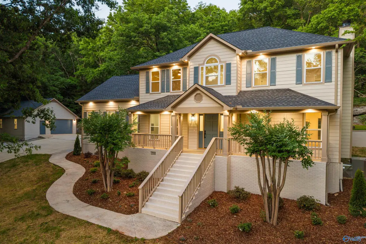 231 Brawley Drive, Owens Cross Roads, AL 35763 - #1