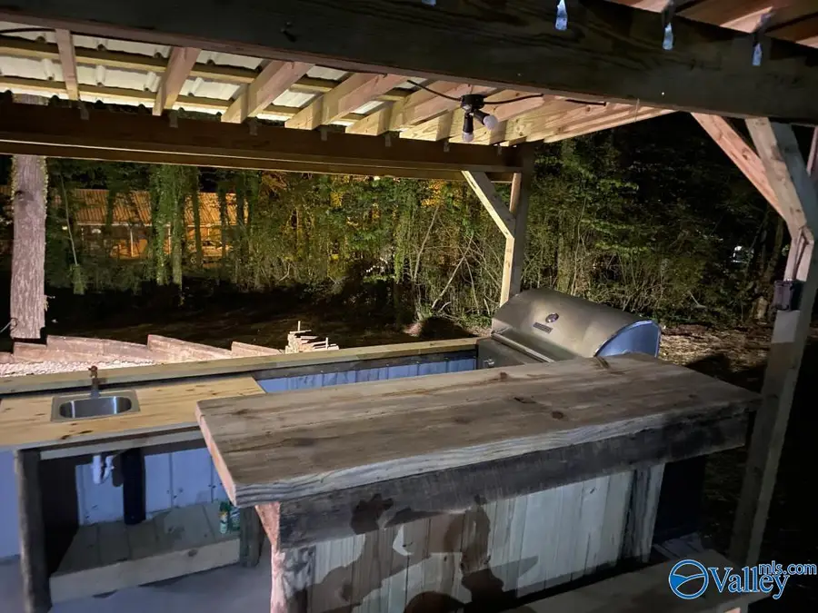 1601 West Street, Guntersville, AL 35976 - #2