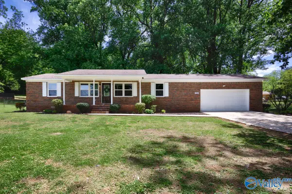 223 Sanderson Road, Meridianville, AL 35759