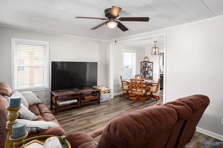 1014 N Commons Street, Tuscumbia, AL 35674 - #3