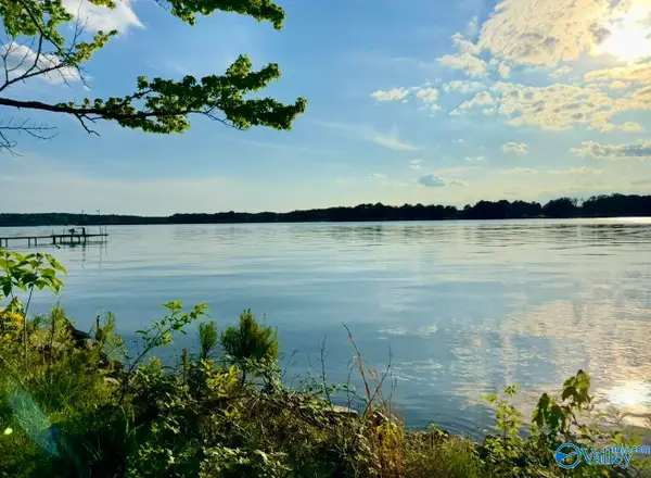 2005 County Road 1011, Centre, AL 35960