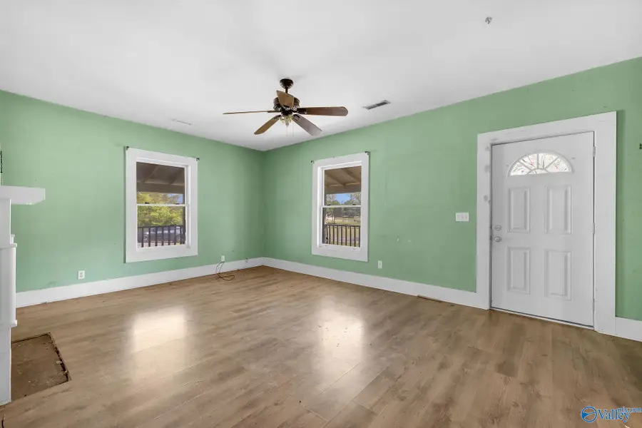 216 Hustleville Road, Albertville, AL 35951 - #3
