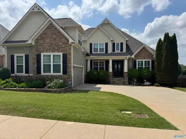 12 Hawthorn Heights Blvd, Huntsville, AL 35824