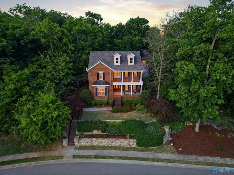 192 W Lake Circle, Madison, AL 35758 - #2