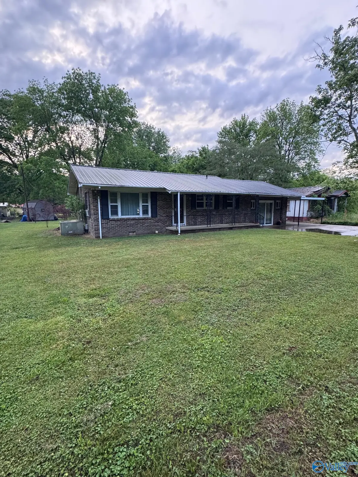 106 Brewer Street, Scottsboro, AL 35768 - #1