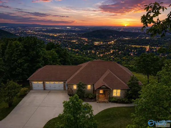 4990 Carr Lane Se, Huntsville, AL 35803