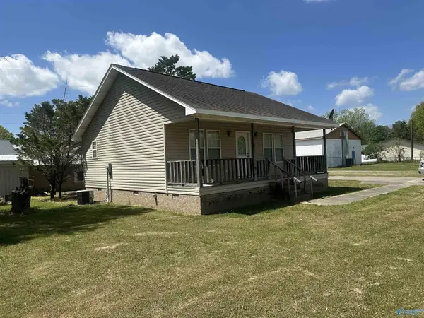 100 Wilks Lane, Henagar, AL 35978