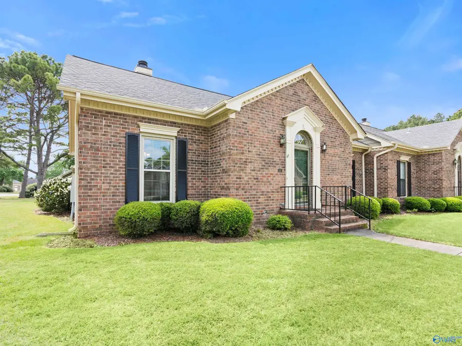 207 SW Beauchamp Place #207, Huntsville, AL 35802 - #2