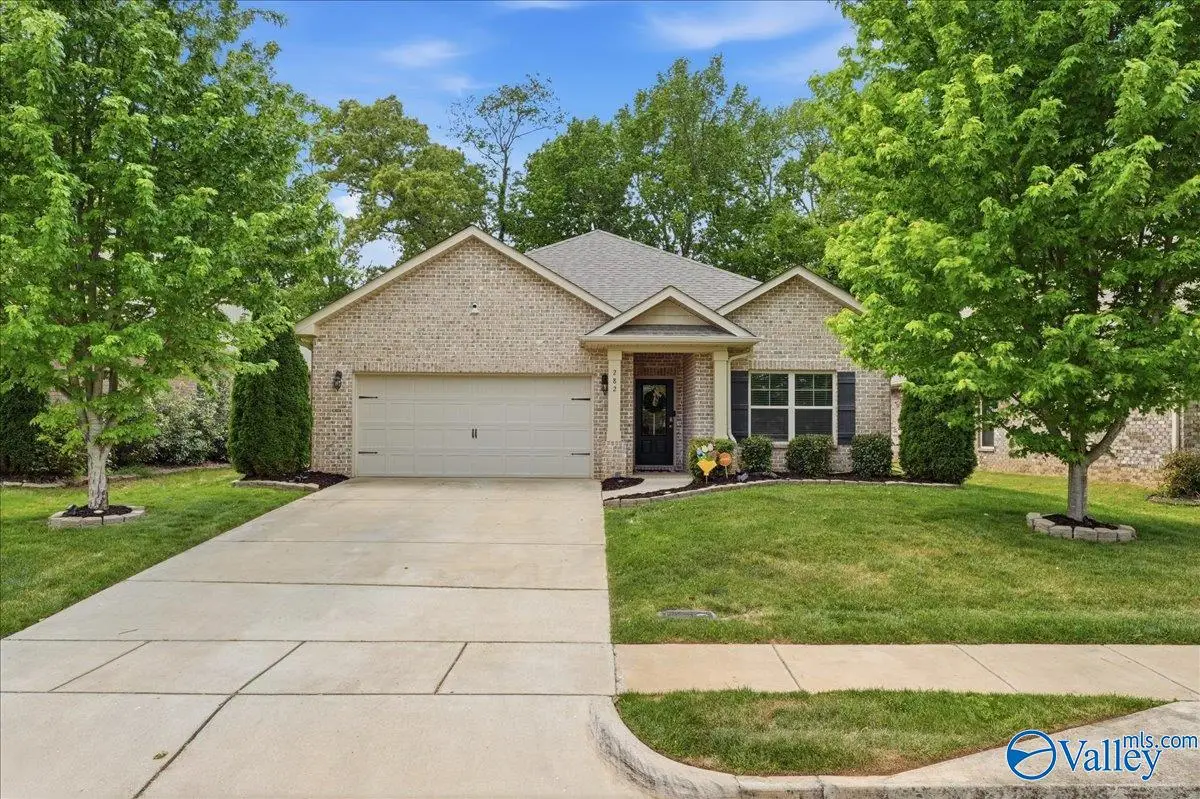 282 Falcon Ridge Drive, New Market, AL 35761 - #1