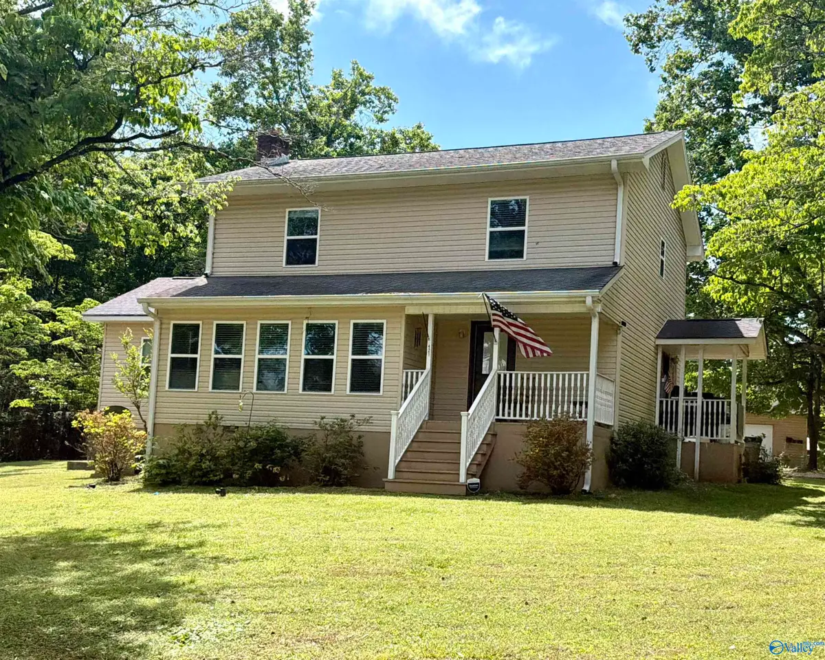 421 Lakeview Drive, Rogersville, AL 35652 - #1