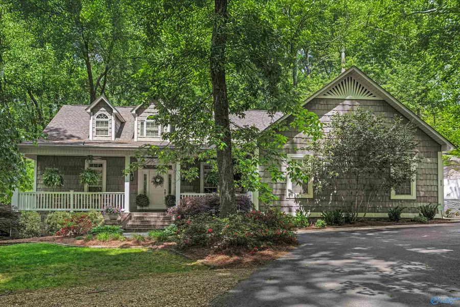 213 Inez Street, Boaz, AL 35957 - #2