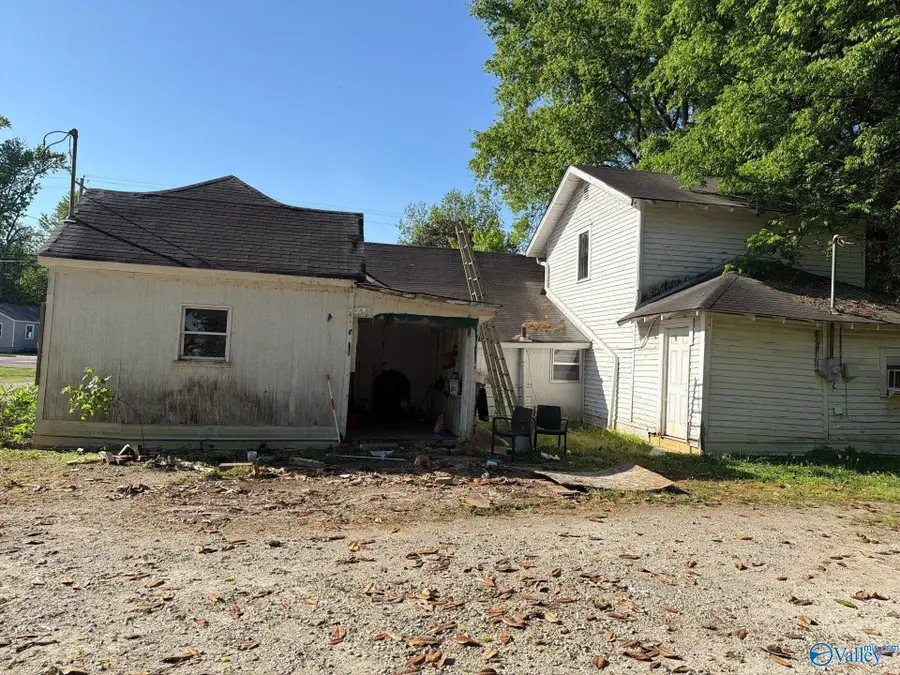 704 West Washington Street, Athens, AL 35611 - #3