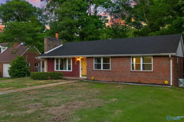 606 River Bluff Drive, Sheffield, AL 35660