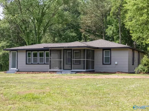 180 Burress Road, Gurley, AL 35748